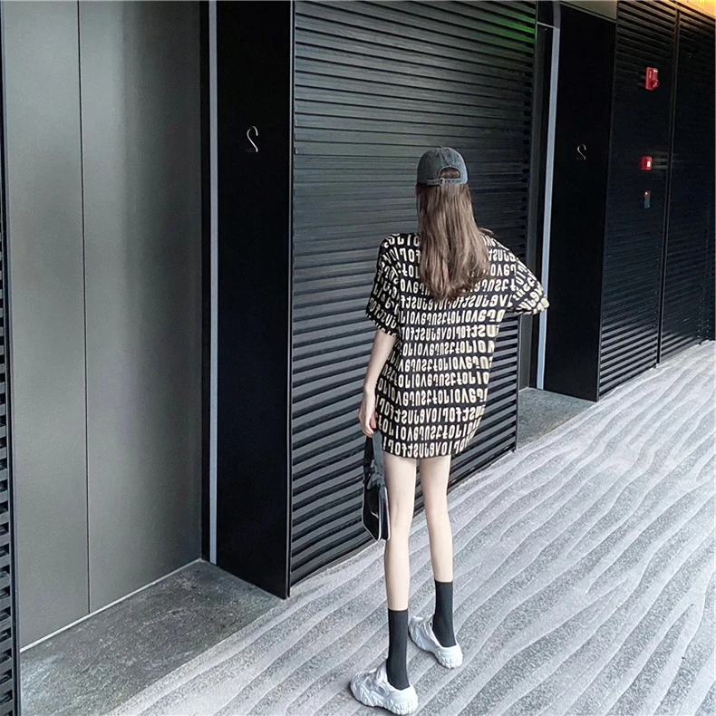 大版洋气衣服女短袖2025新款夏季时尚T恤字母印花中长款宽松上衣