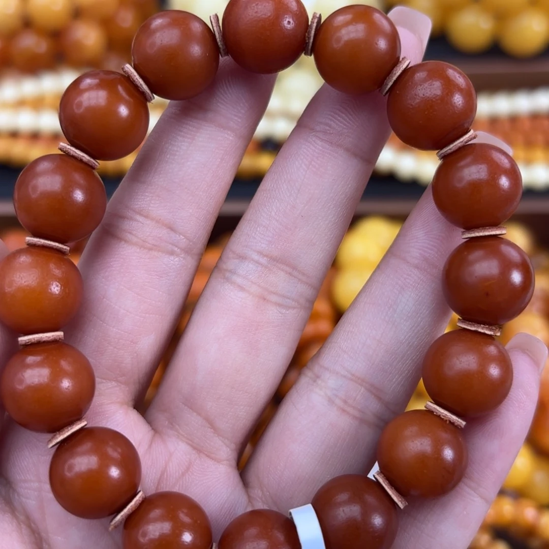 未镶嵌颈饰琥珀蜜蜡