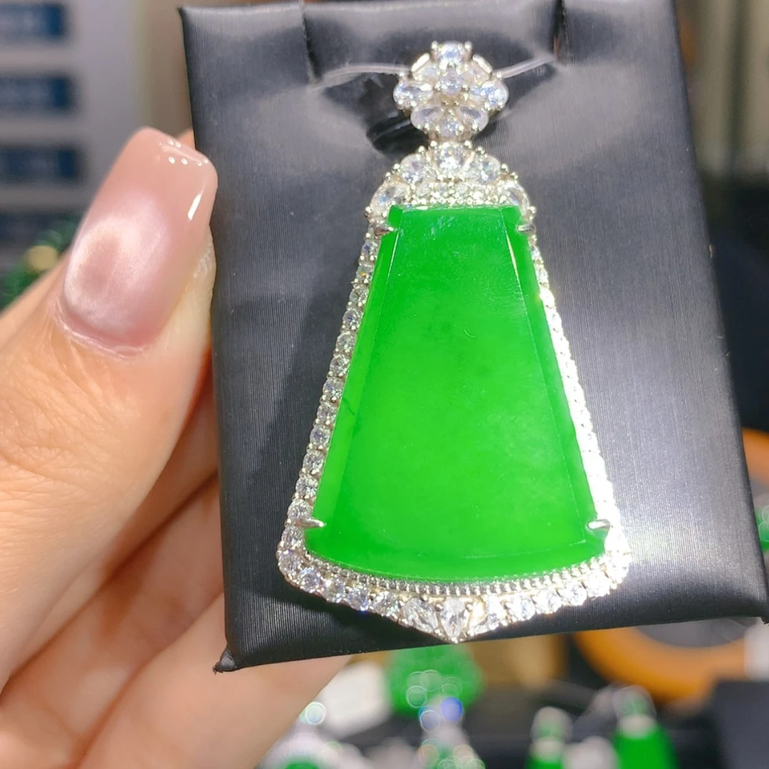 【闪购商品】颈饰银S925镶嵌翡翠5柒姐