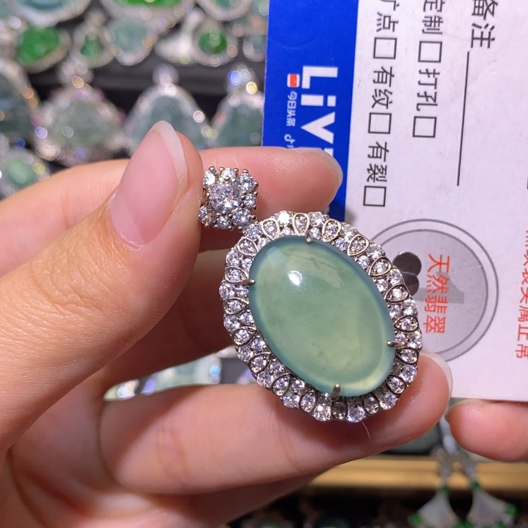 翡翠未镶嵌颈饰天然