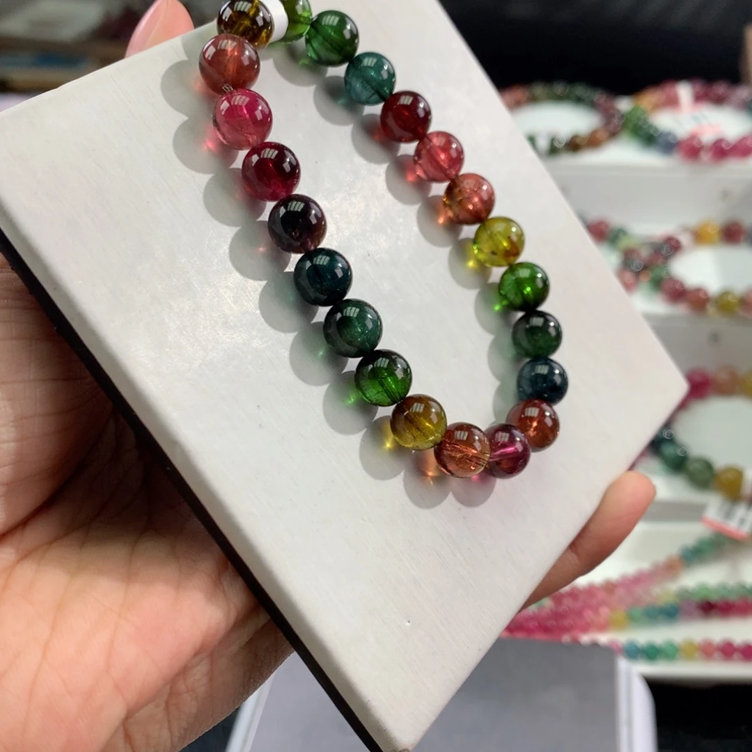 碧玺手链未镶嵌    8.7mm。  