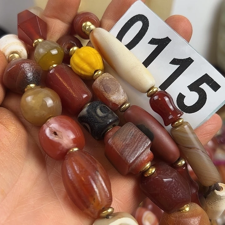 玛瑙/玉髓未镶嵌颈饰我**咪