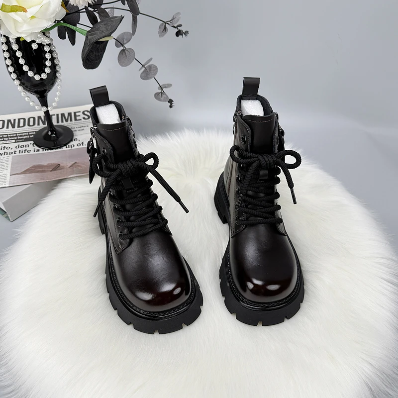 韩系厚底马丁靴女2025年秋冬新款加绒保暖时尚软底不累脚显瘦短靴