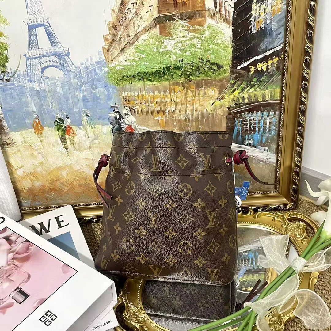 95新 LouisVuitton/路易威登 lv老花水桶包/95新/16488870