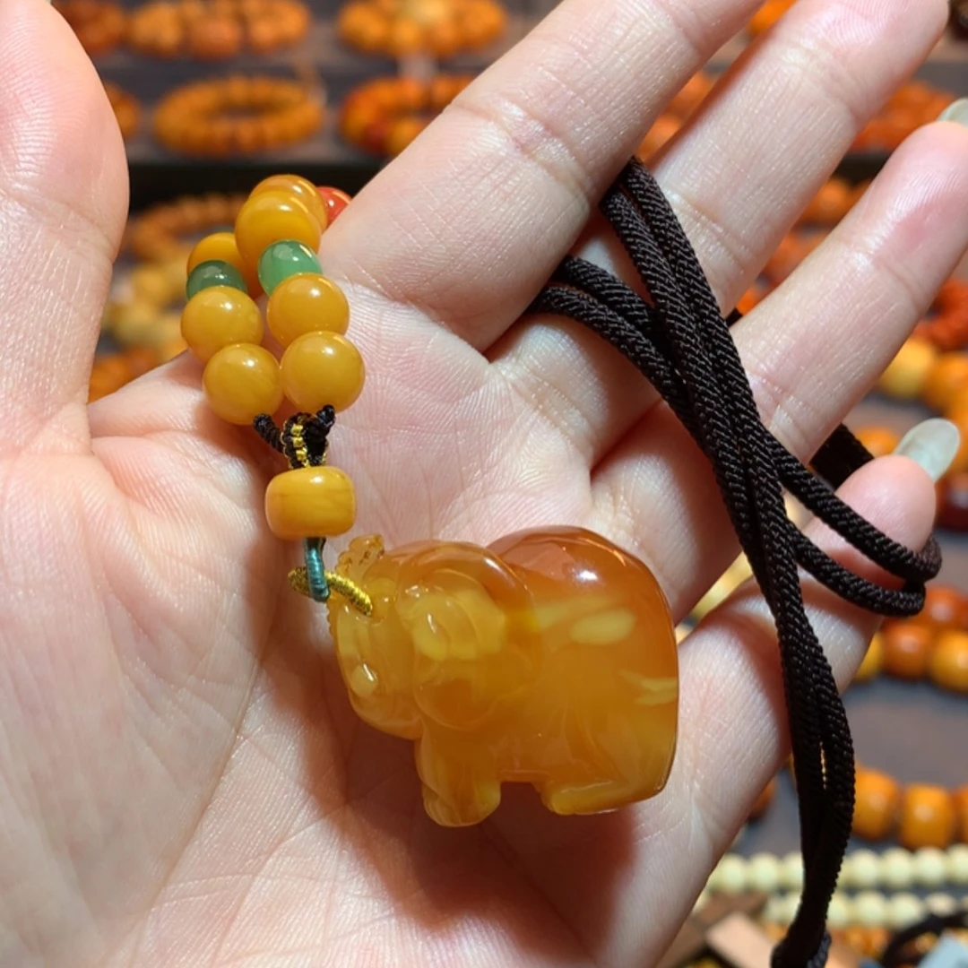 【闪购商品】蜜蜡吊坠(赠链)未镶嵌