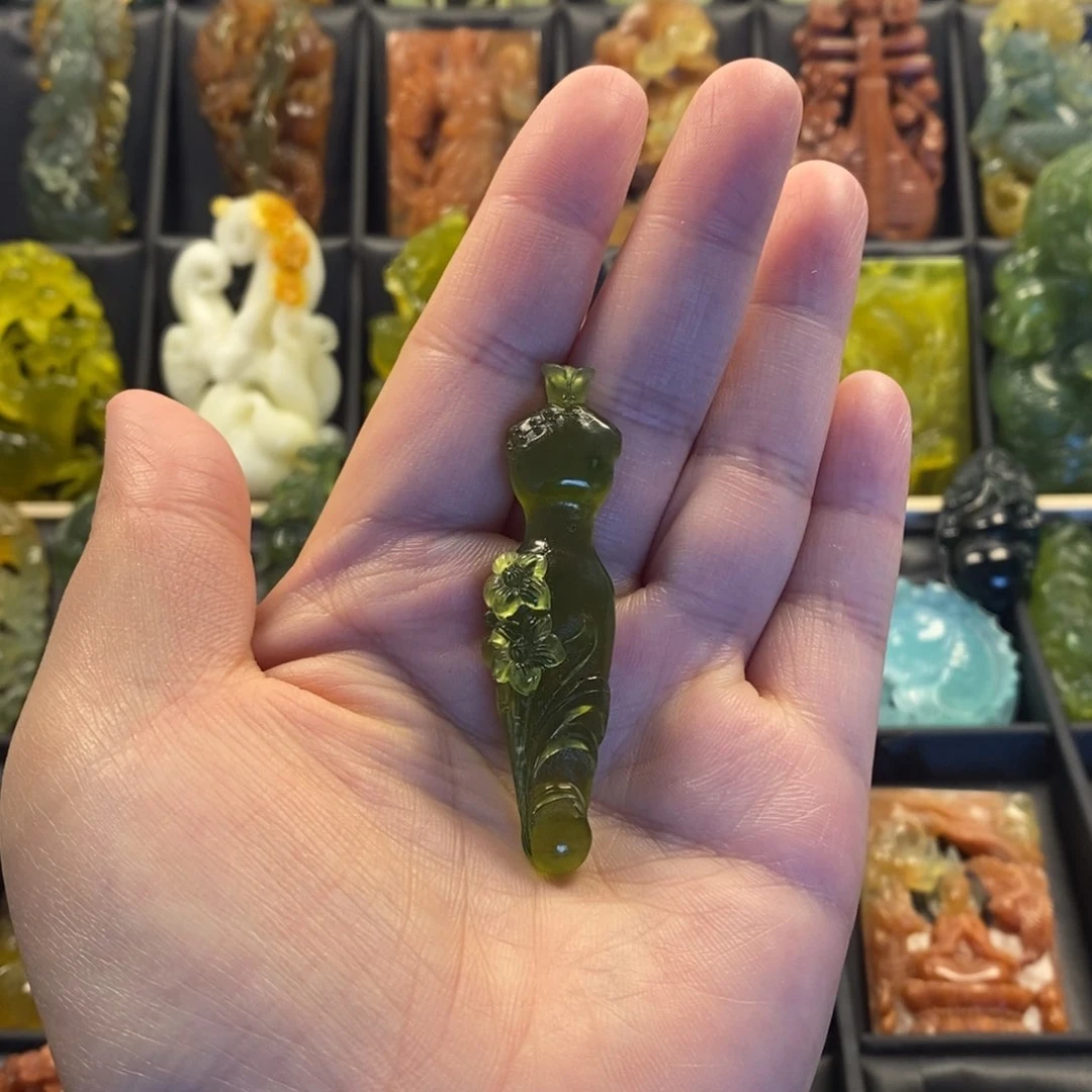 蛇纹石玉合金颈饰