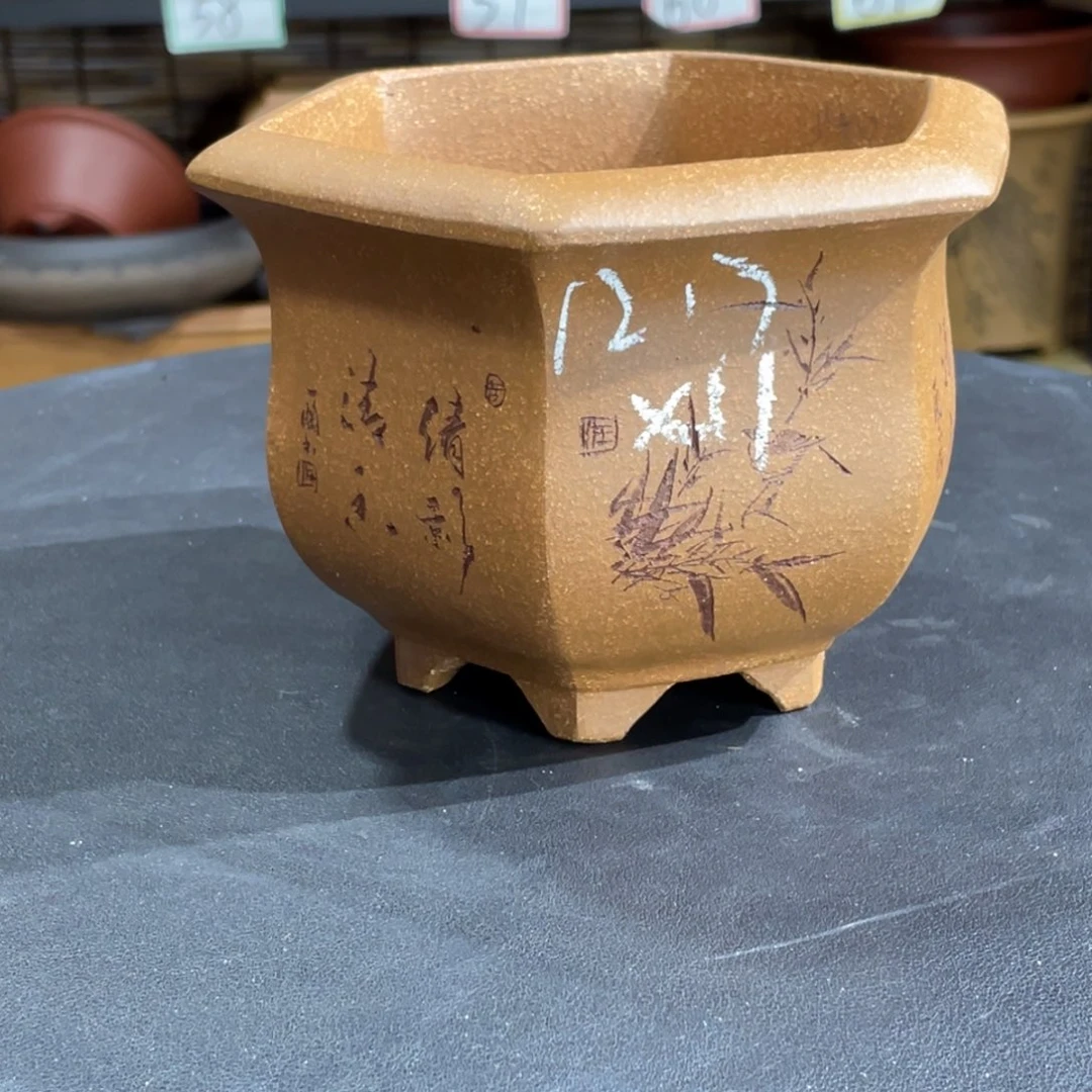 紫砂花盆紫砂壶上