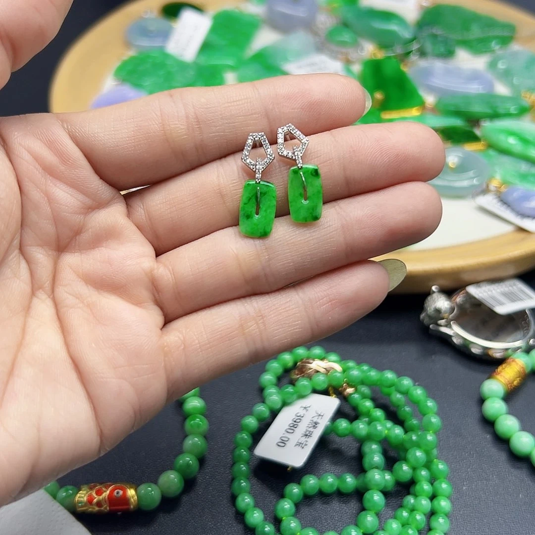 翡翠耳饰银S925镶嵌天然缅料A货一件