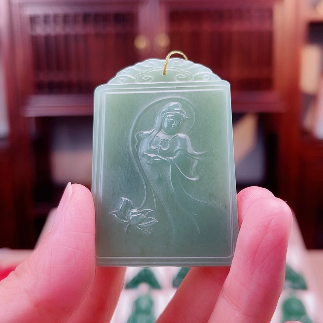 和田玉（碧玉）未镶嵌颈饰观音