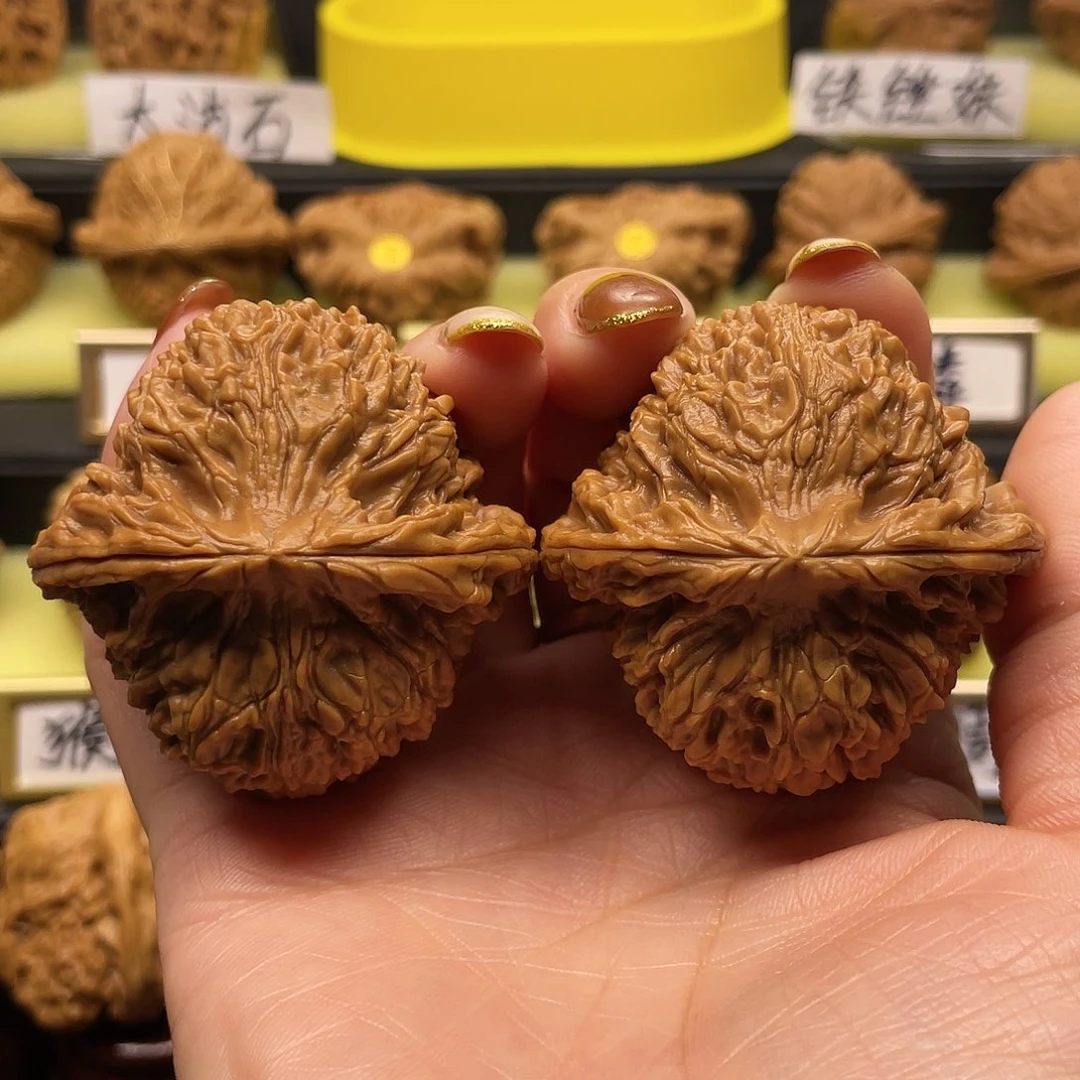 【闪购商品】吊坠文玩核桃南疆石48