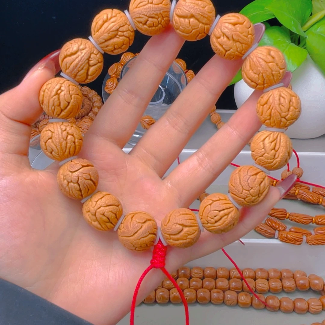 秦岭龙纹桃核手串