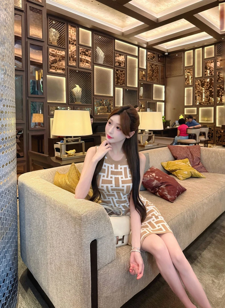 现货VK「Herme*」华夫格针织女装连衣裙气质轻奢时尚性感小众显瘦