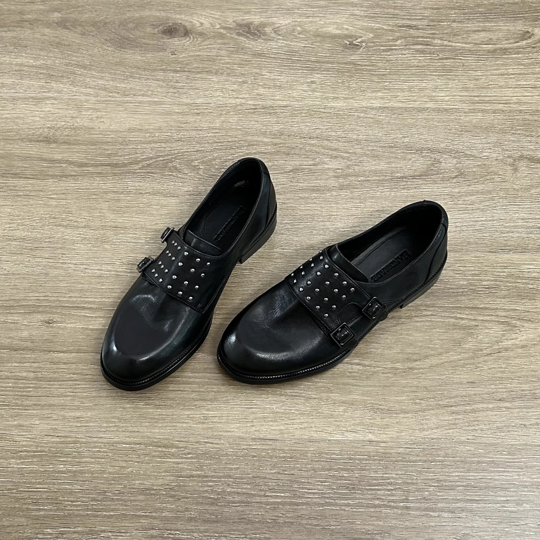 Dannyfrey【两种跟高】秋季新款软牛皮时尚铆钉圆头一脚蹬小皮鞋