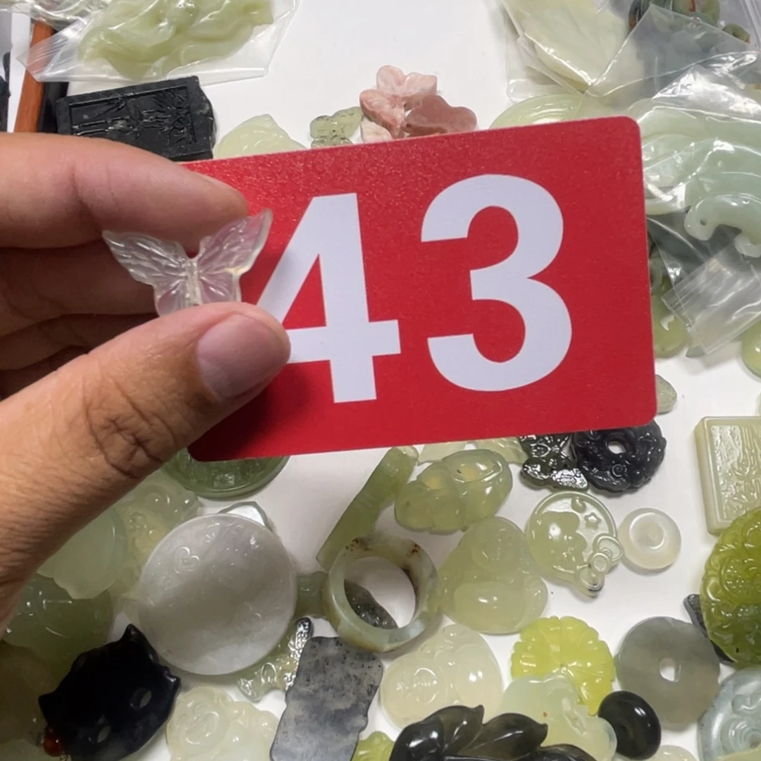 蛇纹石玉合金颈饰