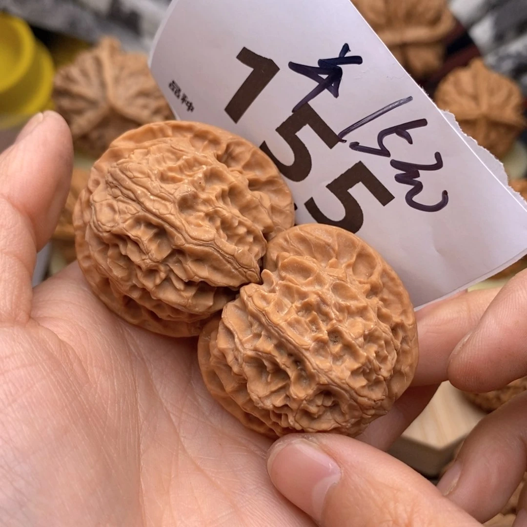 文玩核桃把件M***e155号线41苹果全福利