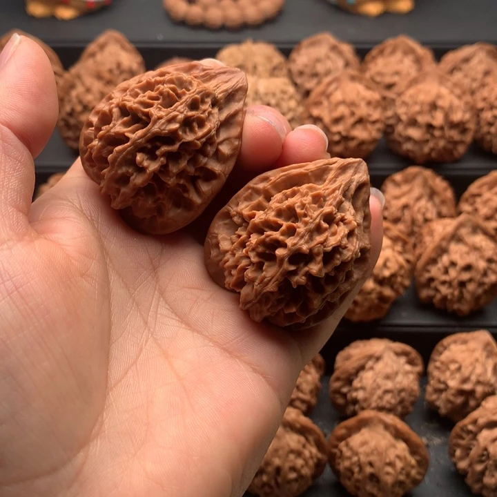 吊坠文玩核桃余**蔚秦岭山脉核桃鸡心