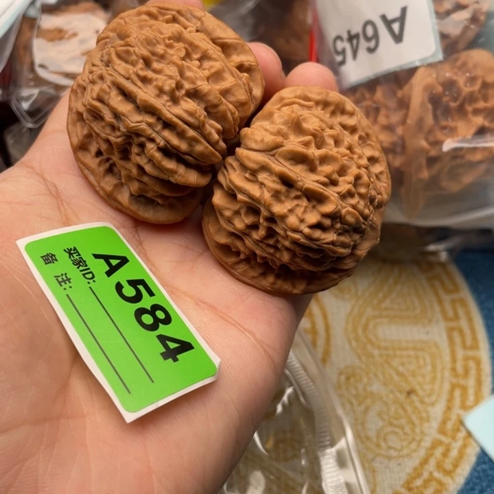 把件文玩核桃核桃