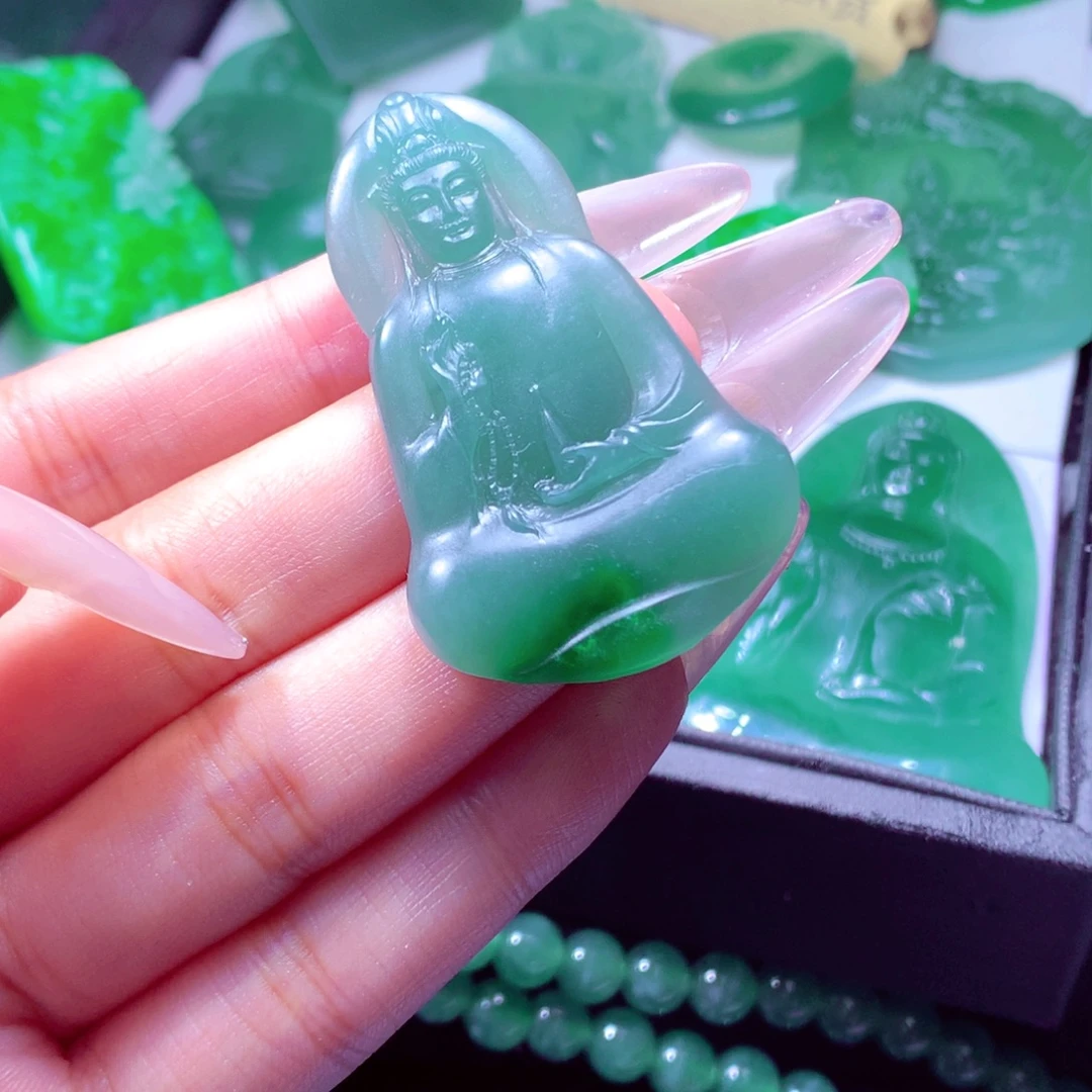 R***n定制翡翠未镶嵌天然缅甸翡翠A货毛货挂件