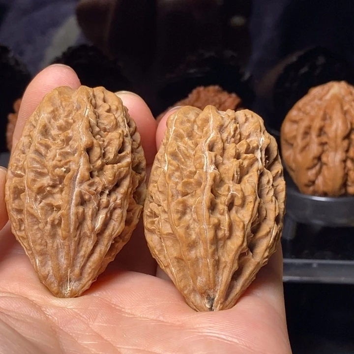 文玩核桃把件5号车