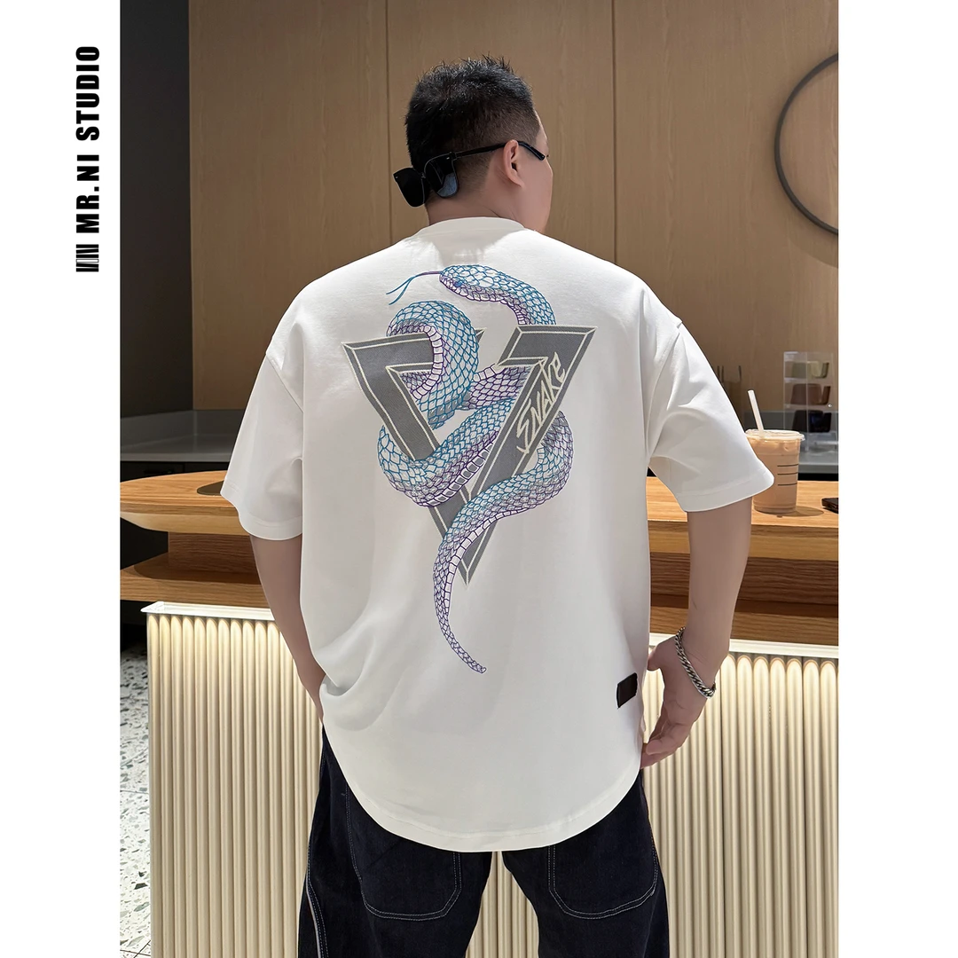MR.NI/倪先生「转运灵蛇」高奢字母刺绣立体微雕大V灵蛇重磅短袖T恤