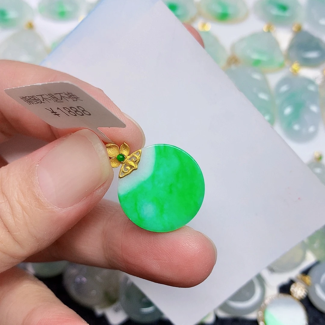 翡翠18K金镶嵌颈饰347788