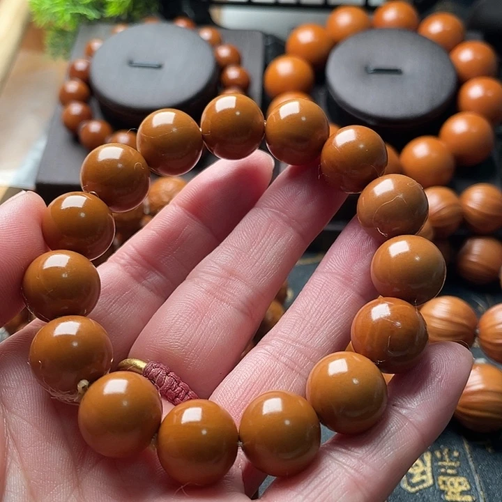 井***哥吊坠橄榄核橄榄1.5