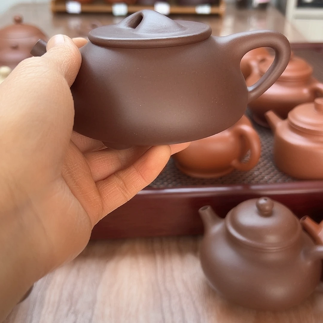 樊***己紫砂满瓢紫泥半手瑕私