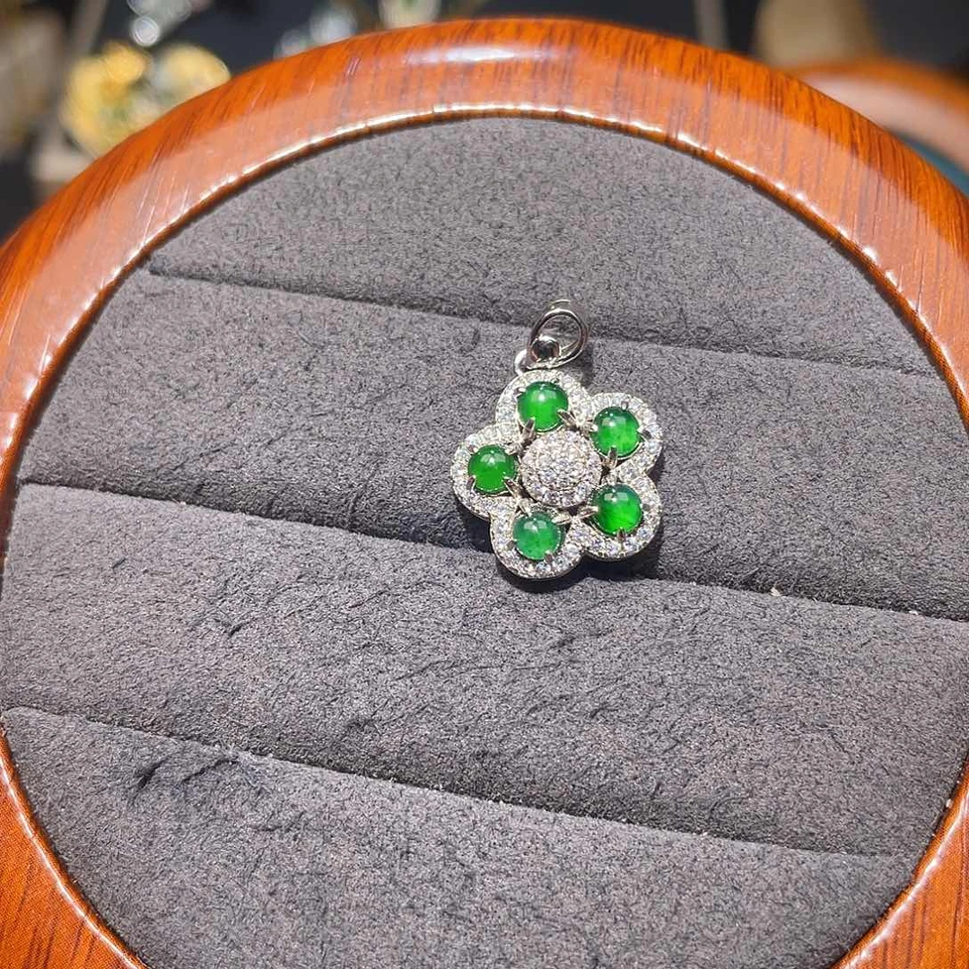 翡翠银S925镶嵌颈饰