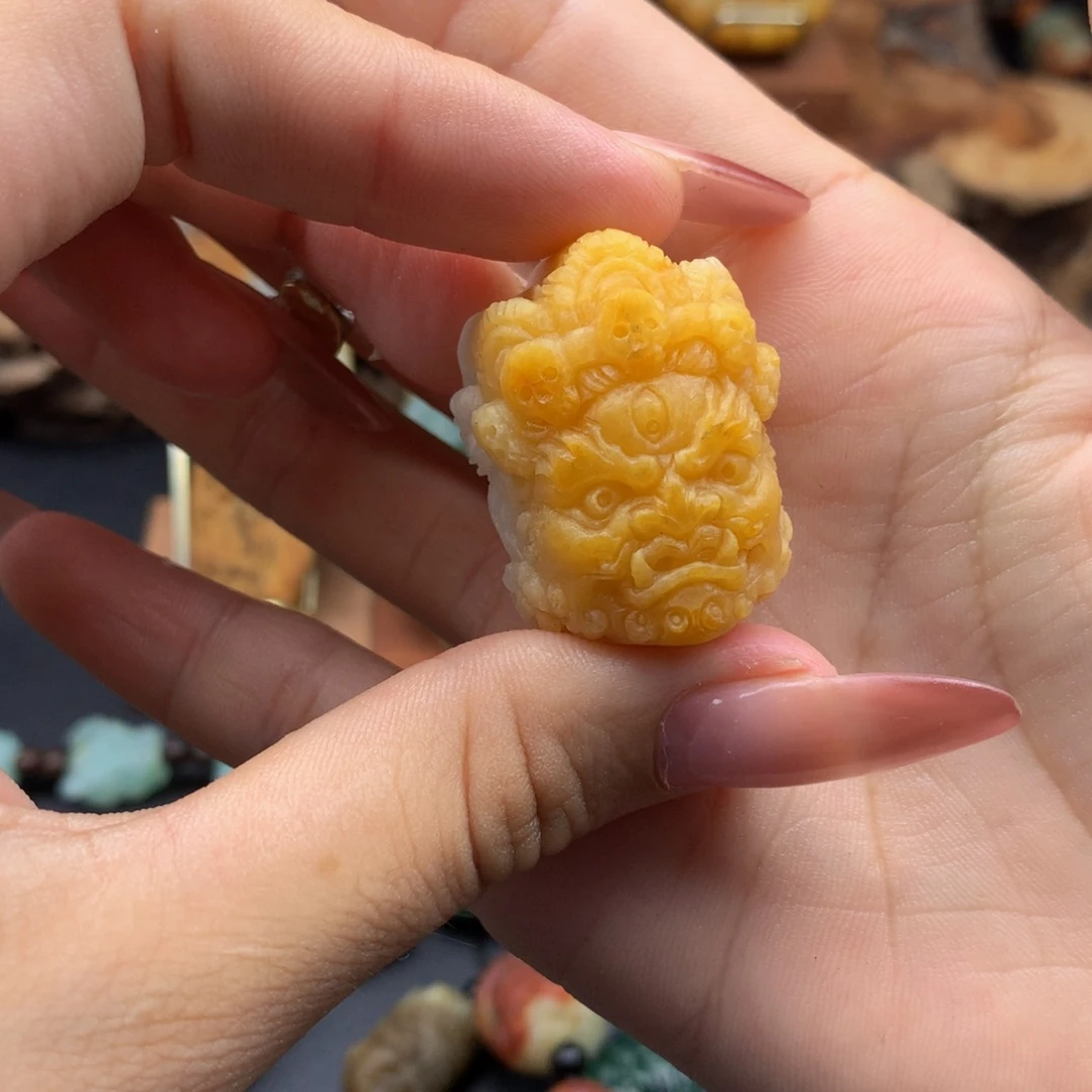 展***飞未镶嵌定制翡翠翡翠