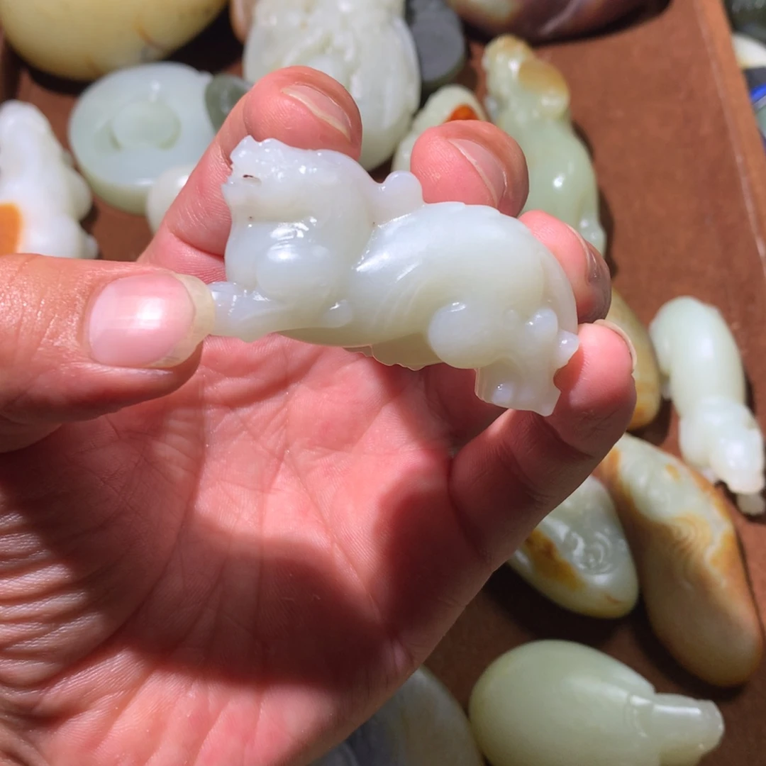 和田玉（糖玉）未镶嵌挂件