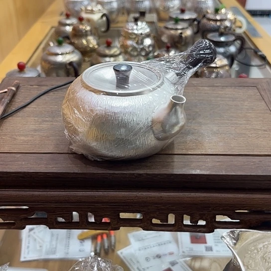 纯银侧把树皮纹茶壶