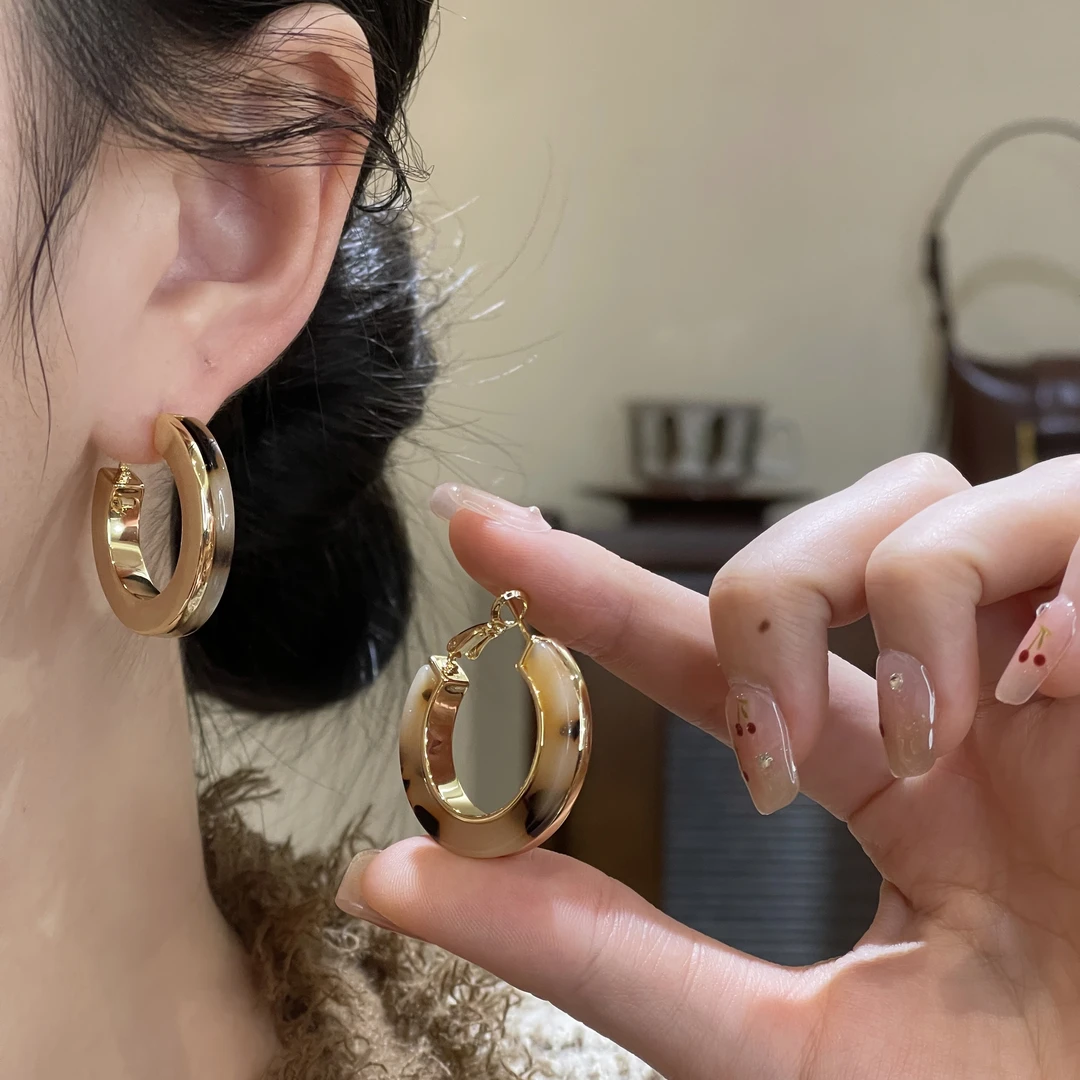 铜合金耳饰 复古豹纹耳圈简约百搭气质时尚圈圈高级感耳环A-99