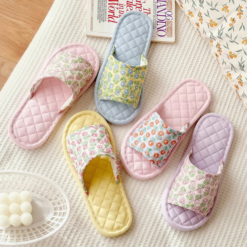 2025新款爆款厚底双层防滑静音布艺拖鞋高颜值家居爬爬垫情侣拖鞋