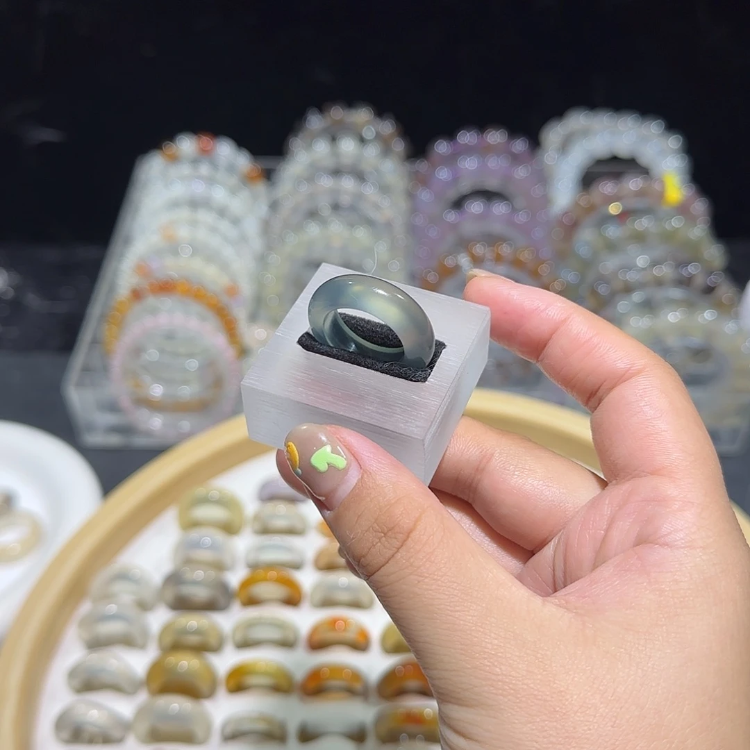 玛瑙/玉髓合金戒指