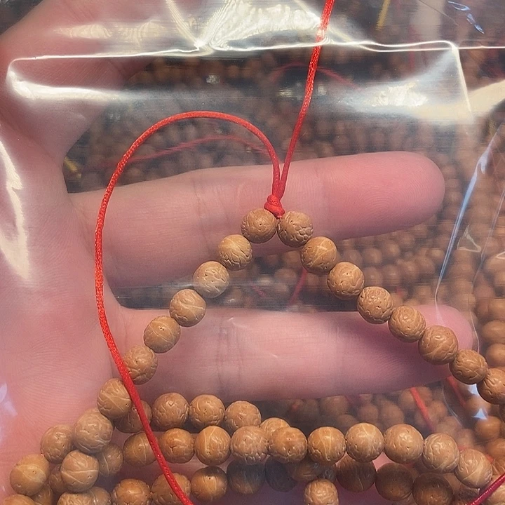 阿***水凤眼菩提吊坠酸枣核
