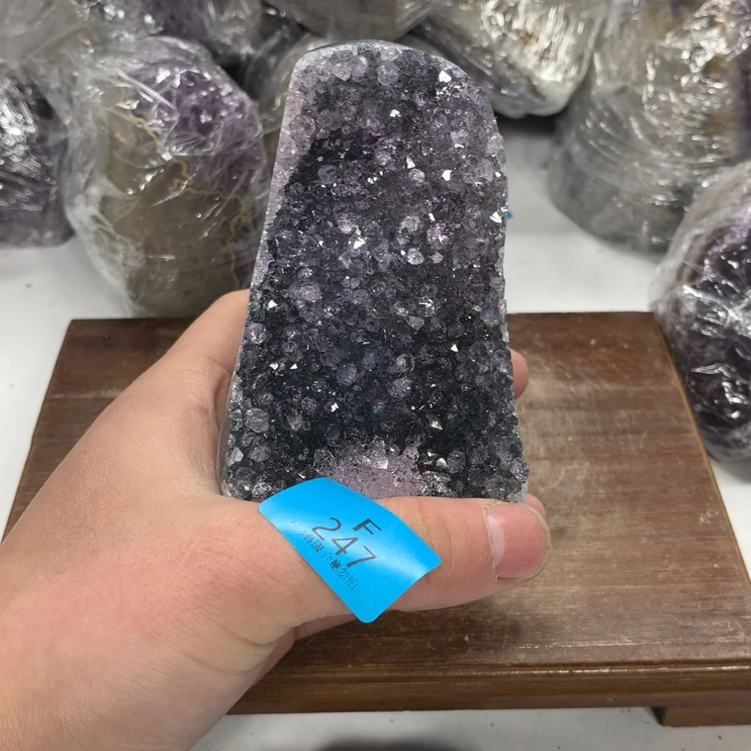 紫晶大型摆件（非配饰）未镶嵌