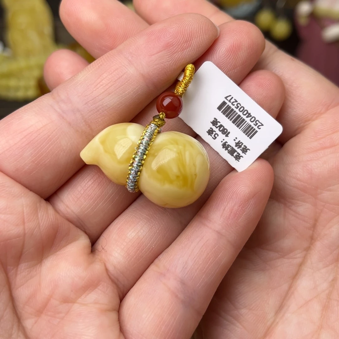 蜜蜡吊坠(不含链)未镶嵌立体葫芦5克浓白蜡