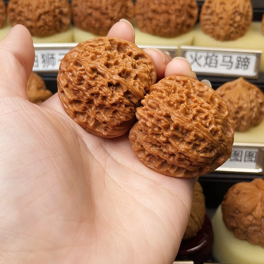 文玩核桃吊坠南疆41尺964