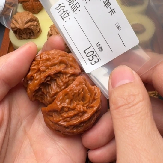 梧***鱼桃核把件37迷你聚宝盆1236489