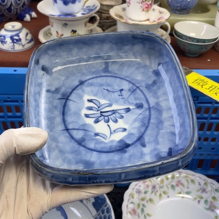 他家瓷器真美…开播了