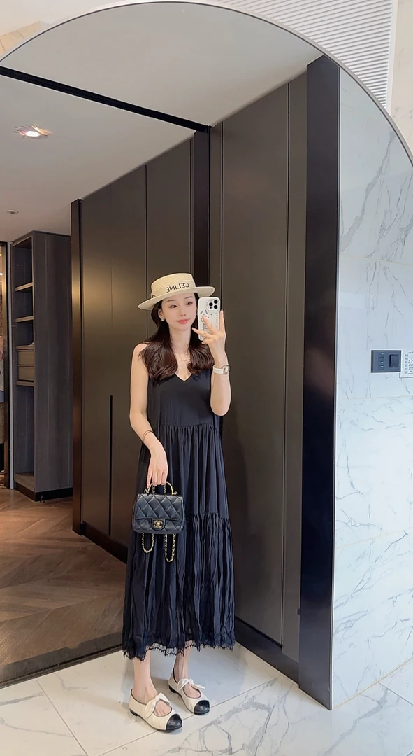 【大静静】黑色蕾丝边~V领性感气质无袖背心裙2494