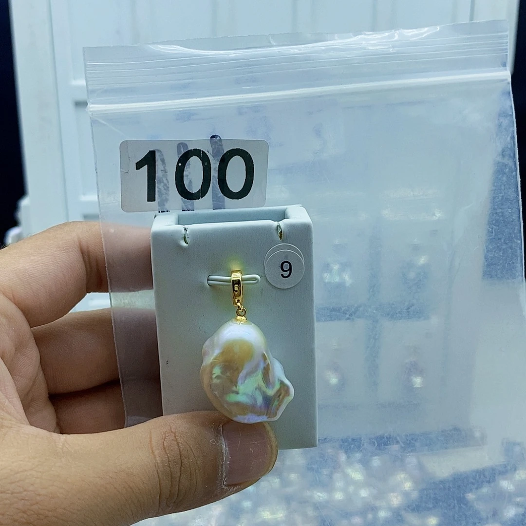 淡水珍珠合金颈饰