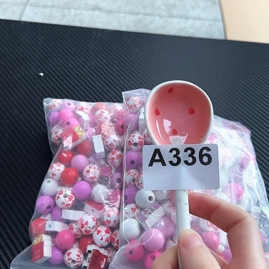 摆件………………………………………………………………