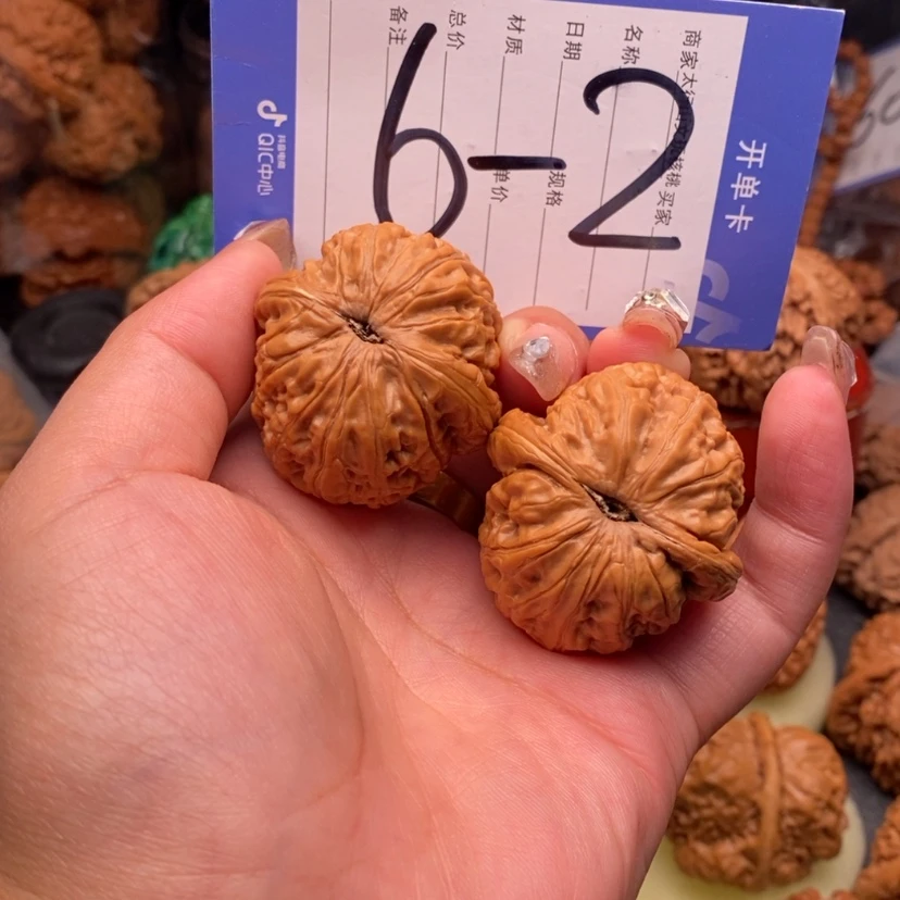 【闪购商品】文玩核桃把件小**?文玩核桃6～2