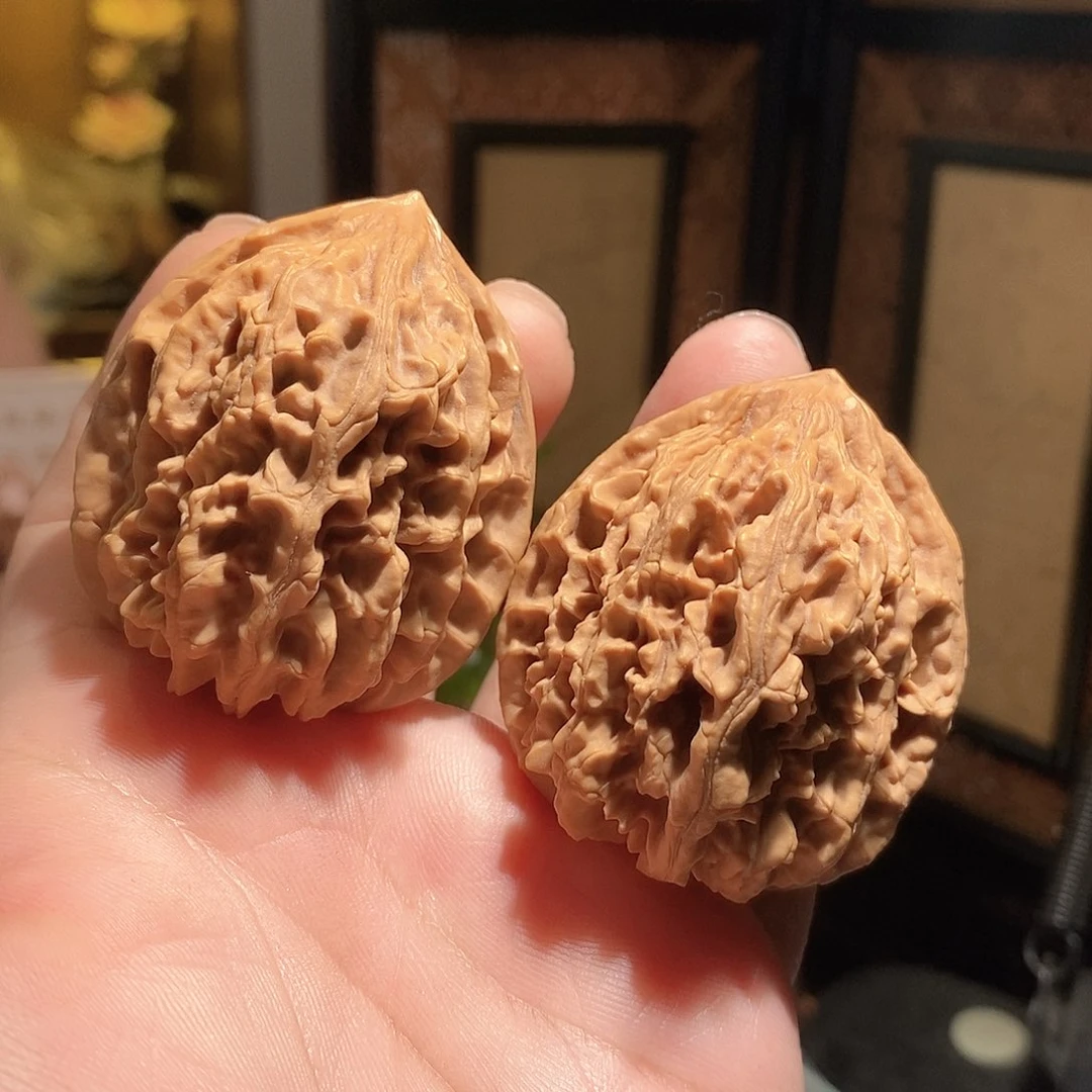 文玩核桃把件44鸡心