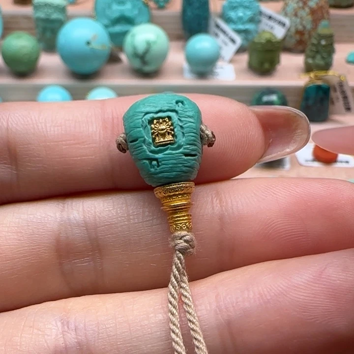 绿松石18K金镶嵌配饰小*川