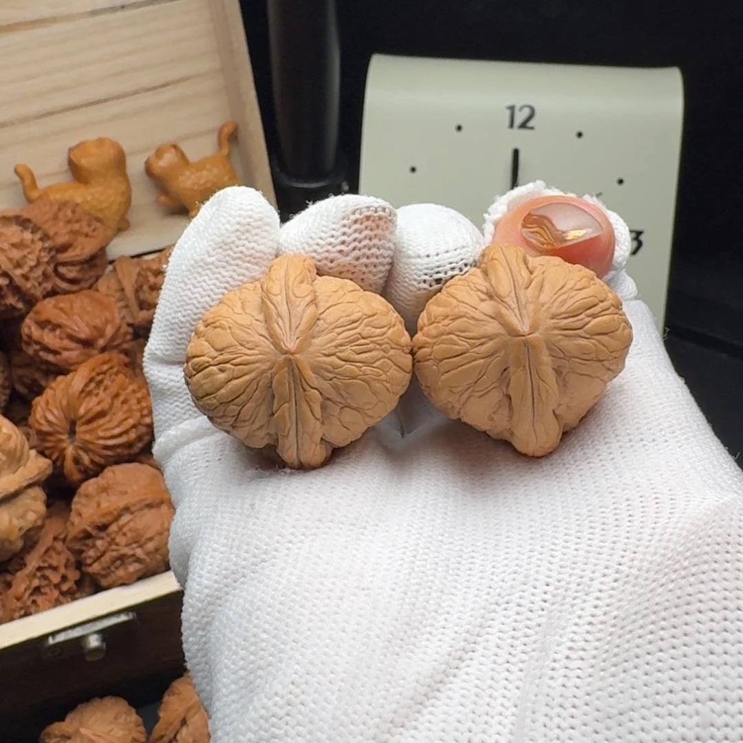 文玩核桃把件30乾坤元宝806