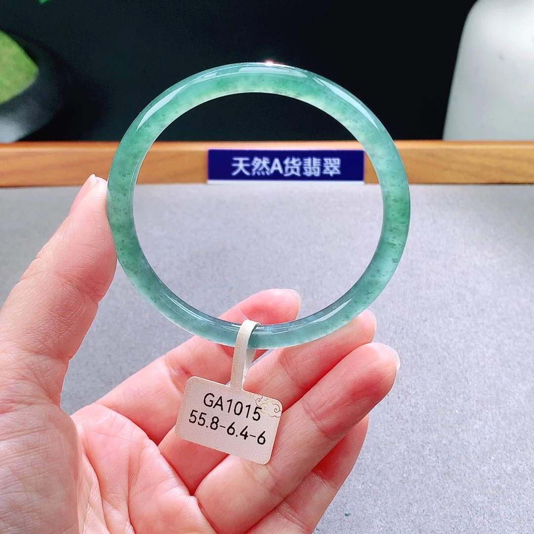 未镶嵌手镯翡翠天然翡翠手镯a货