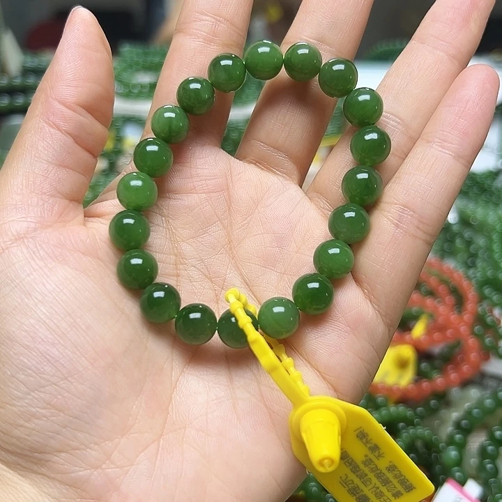 V***a手链未镶嵌和田玉（碧玉）