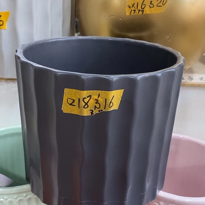 陶盆有孔 瑕疵针孔漏釉介意勿拍外口 18外高16